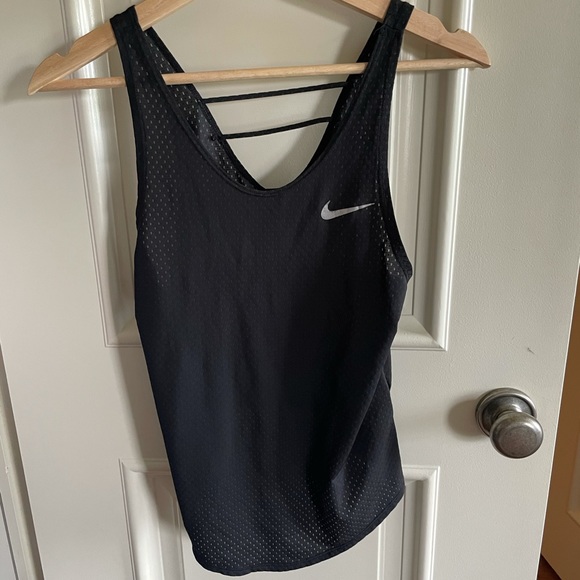 Nike Tank - Picture 1 of 1